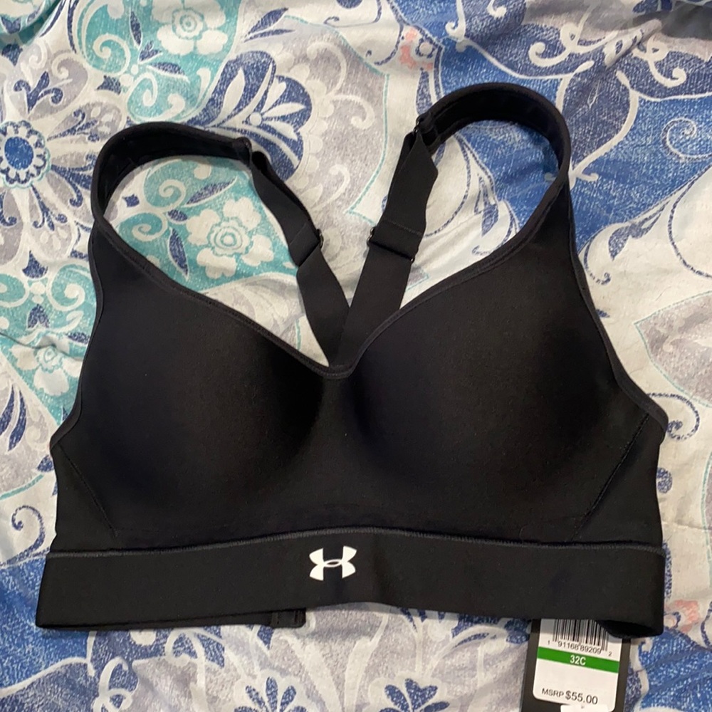 32C Under Armor high-impact sports bra